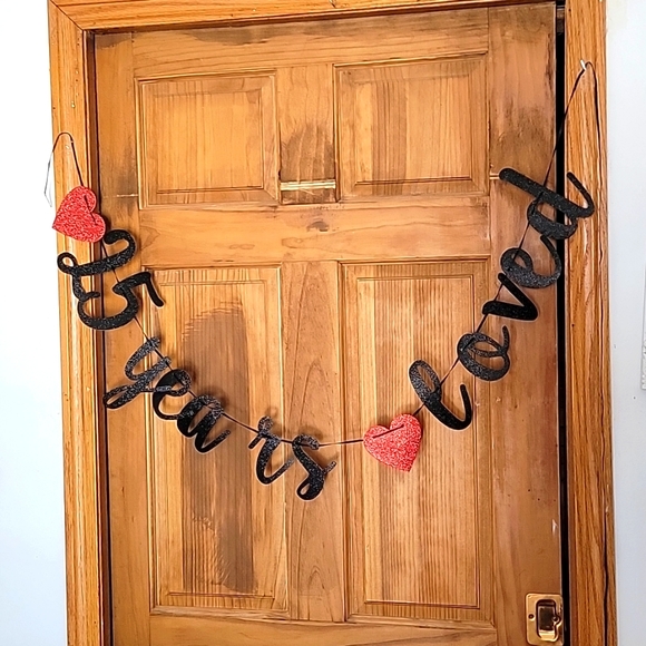 2 for 1 price Banners 'NWOT' - Picture 1 of 6